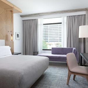 Premium King Room City View